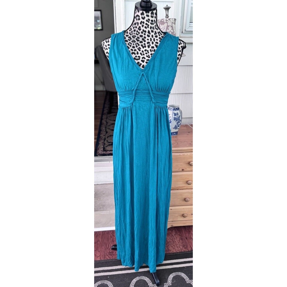 Green Max Studio Maxi Dress Women's size Medium Beachy Goddess Flowy Resort